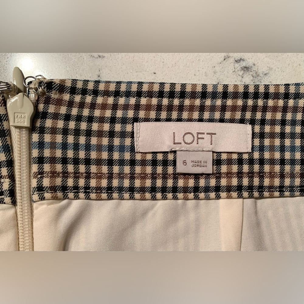LOFT Checkered Mini Skirt with Button Accents NEW - 6 - Picture 3 of 7